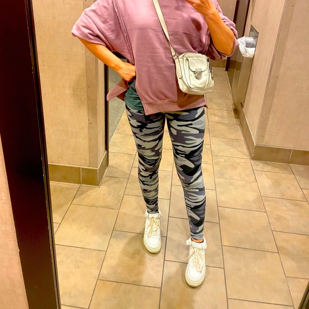 Brand new gray camo leggings